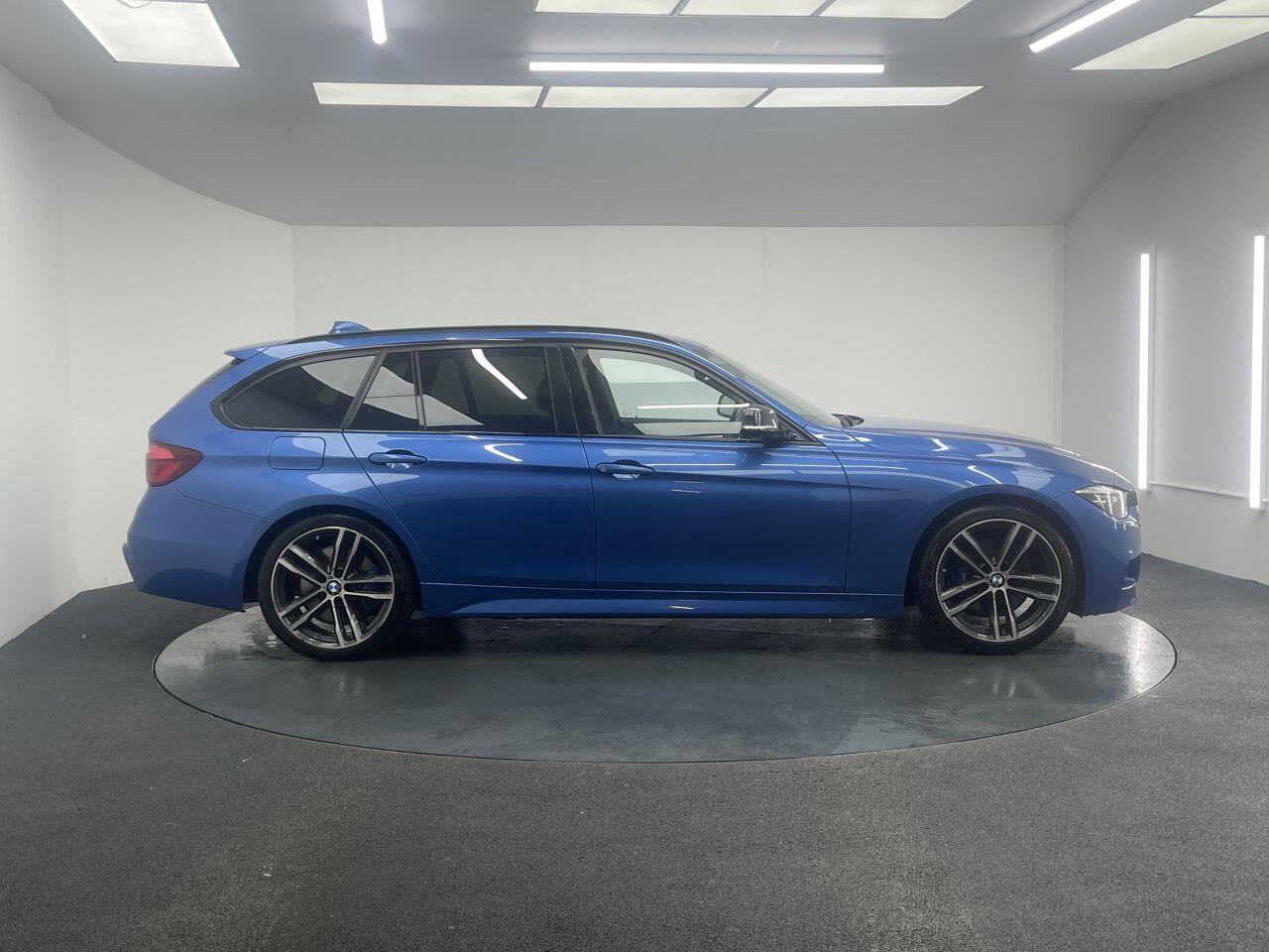 BMW 3 Series - Image 11