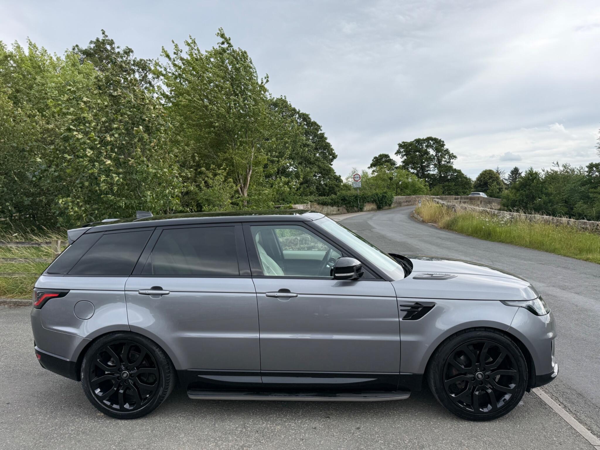 Land Rover RANGE ROVER SPORT - Image 4