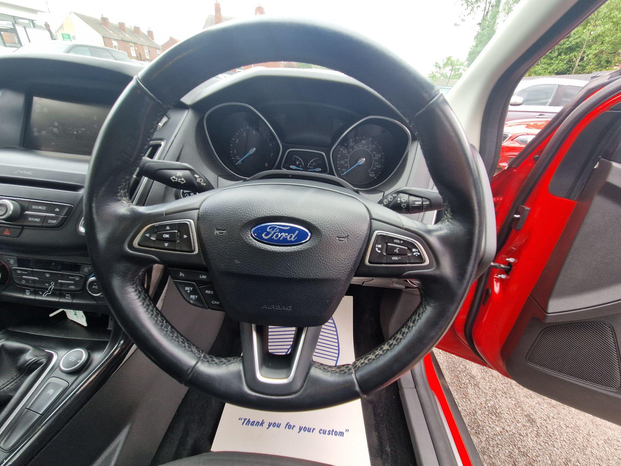 Ford Focus - Image 45