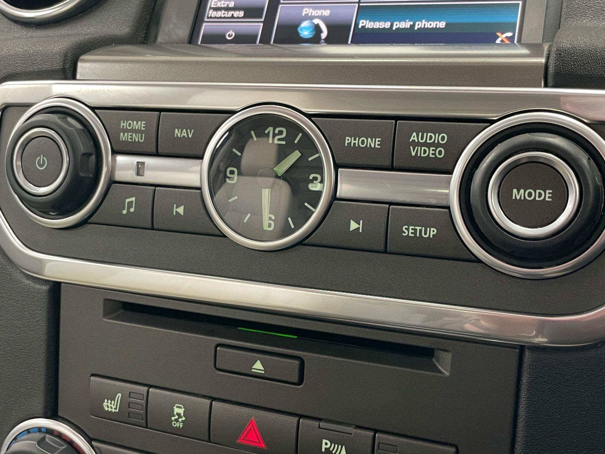 Land Rover DISCOVERY 4 - Image 53