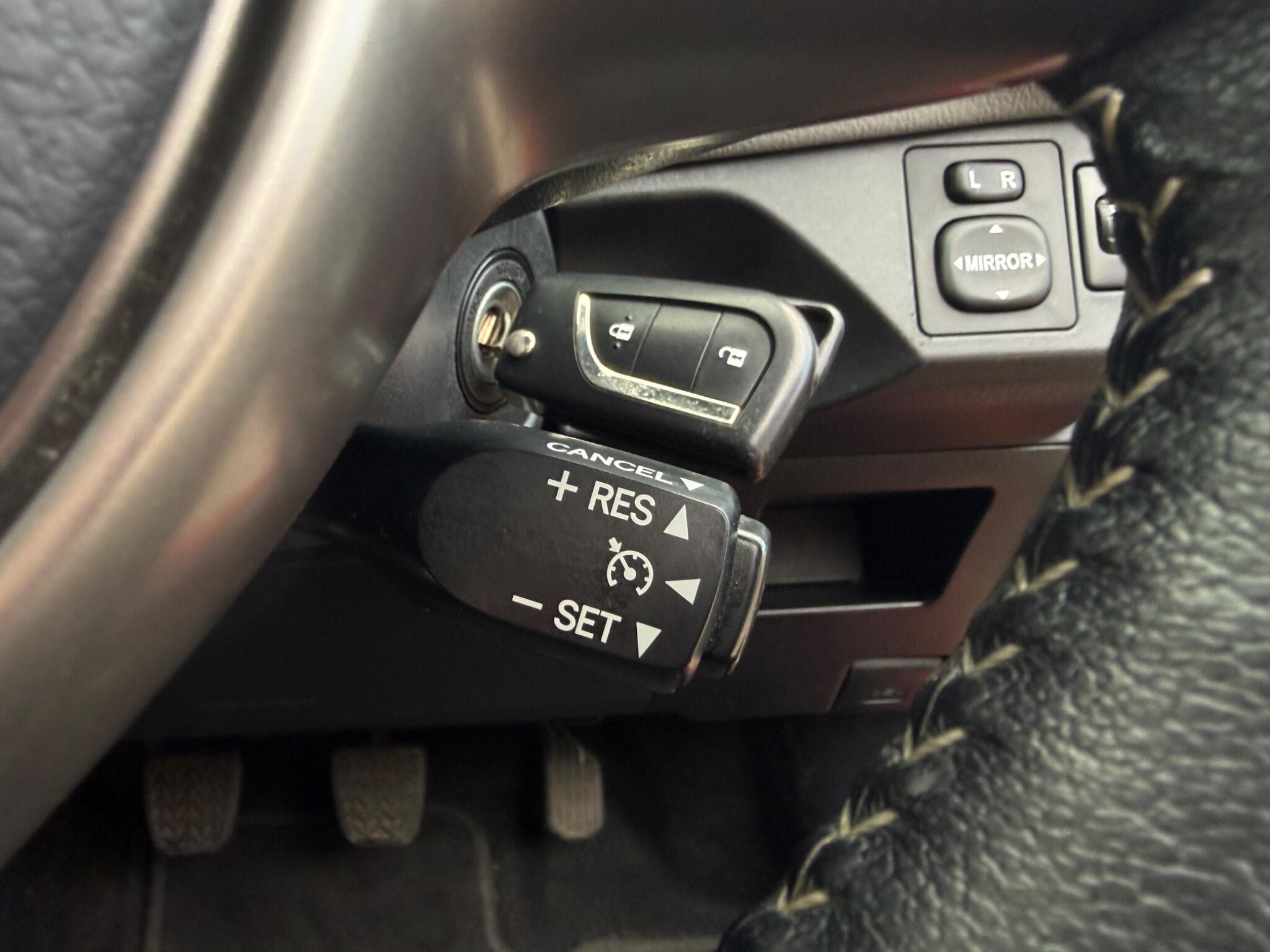 Toyota Yaris - Image 20