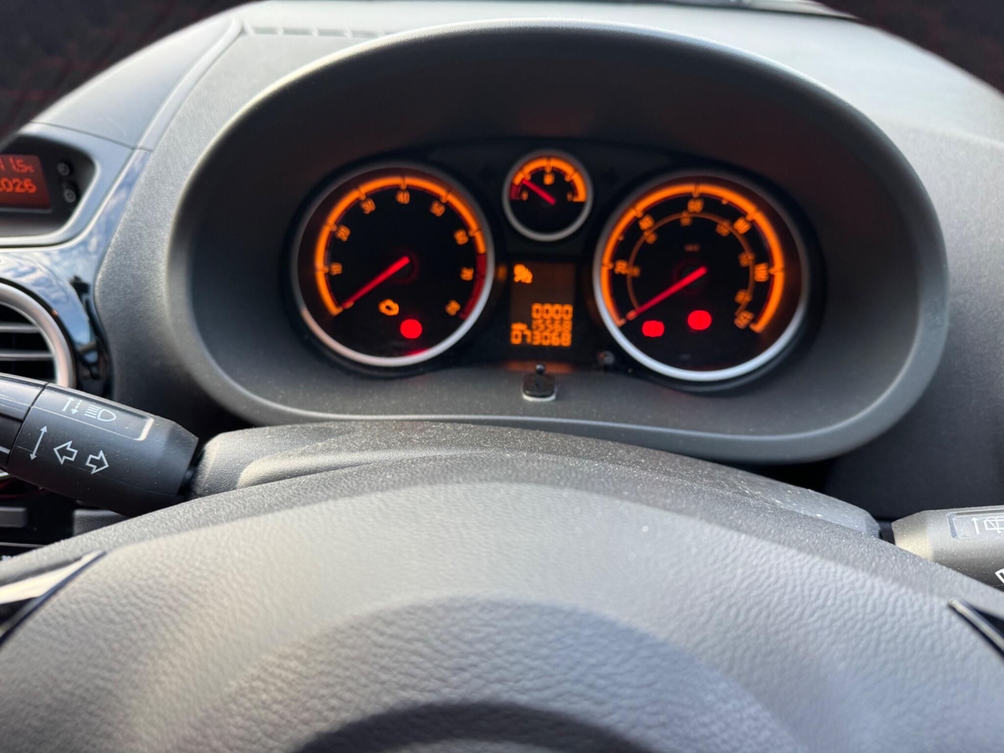 Vauxhall Corsa - Image 31