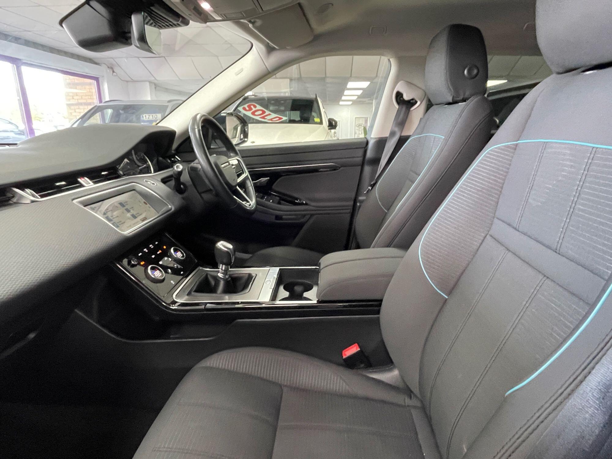 Land Rover Range Rover Evoque - Image 30