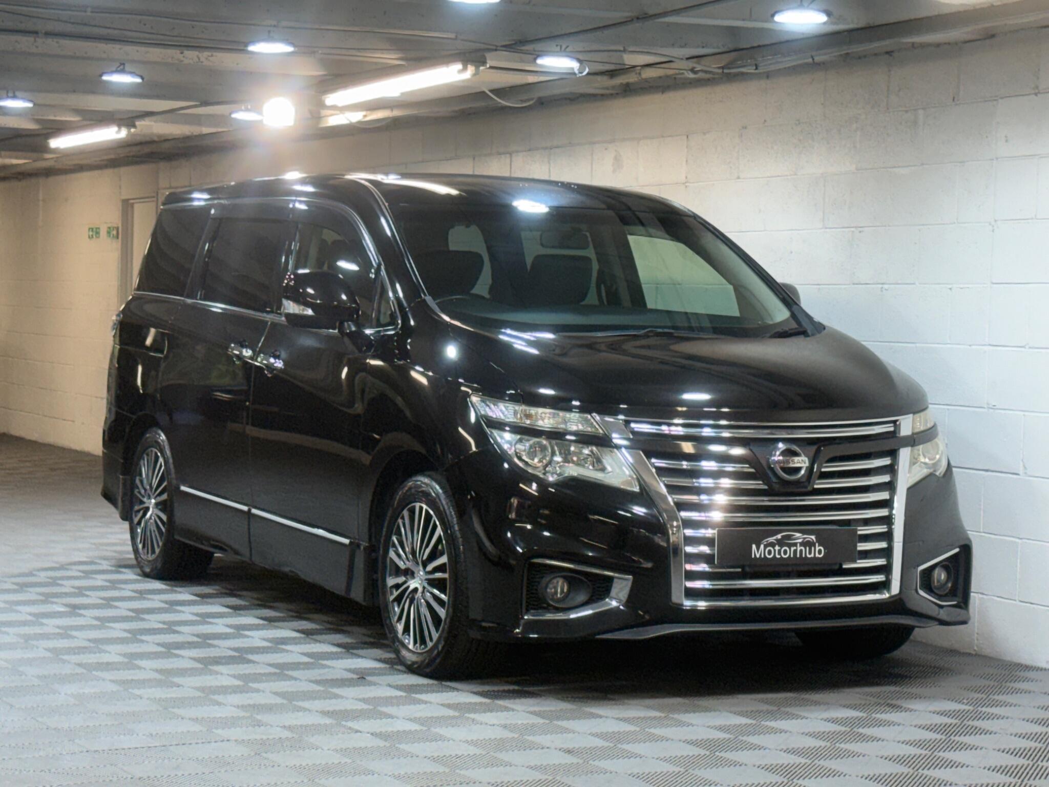 Nissan Elgrand - Image 2