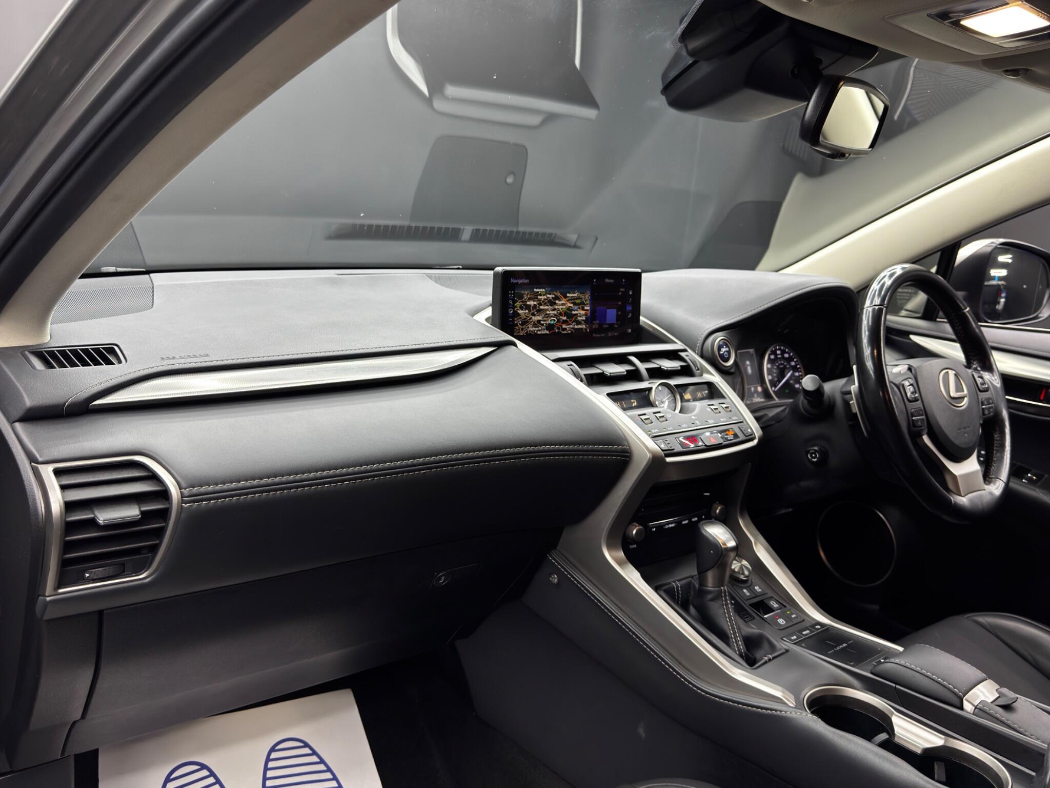 Lexus NX - Image 11