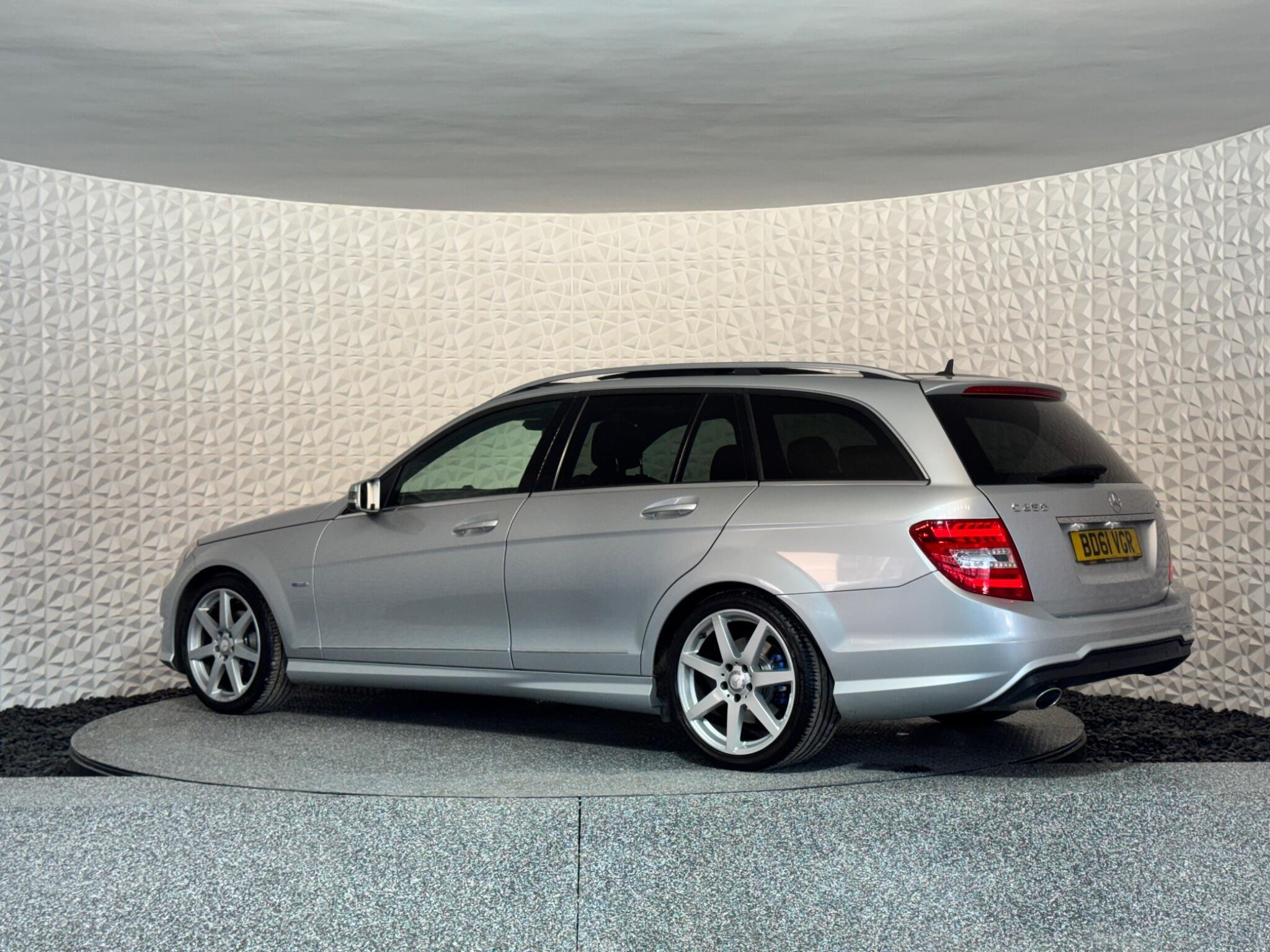 Mercedes C Class - Image 18