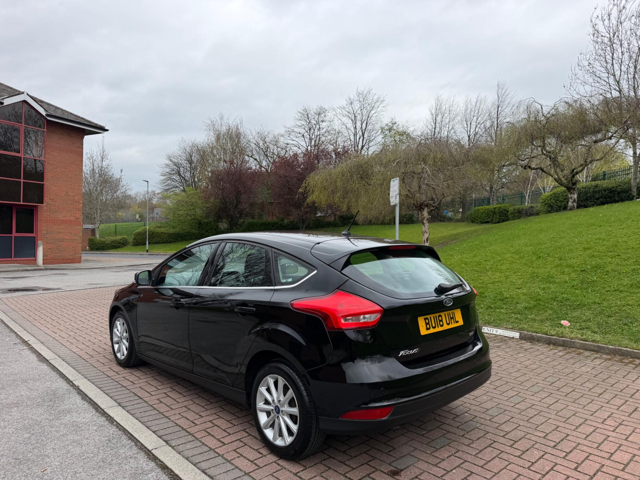 Ford Focus - Image 7