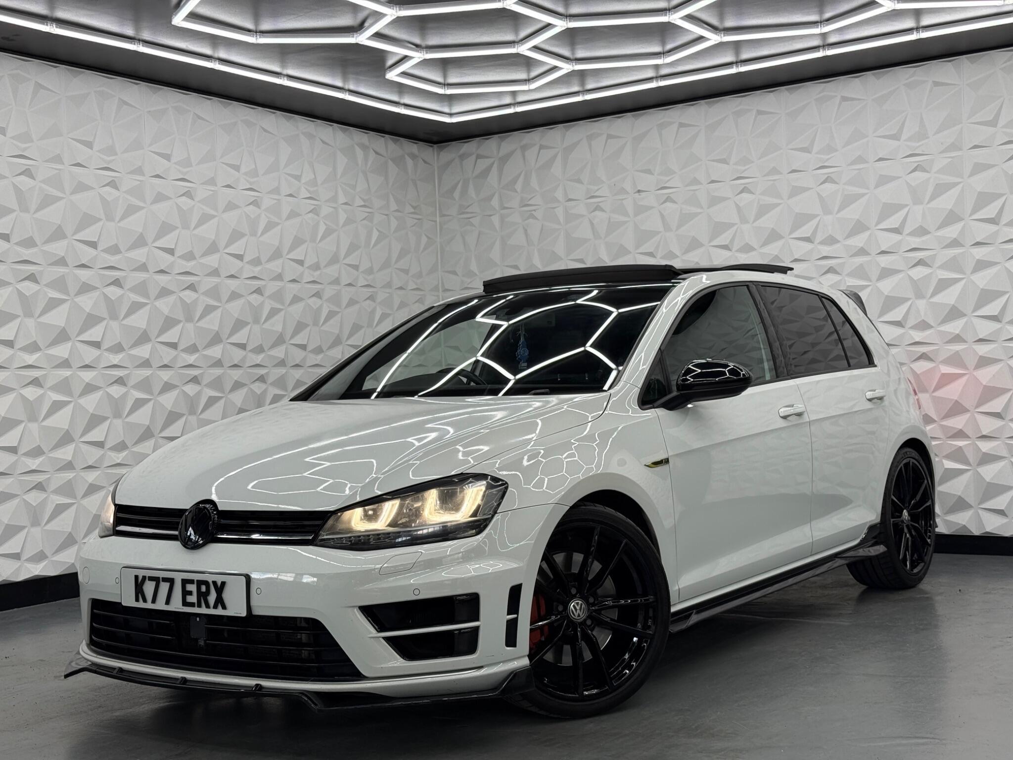 Volkswagen Golf - Image 4