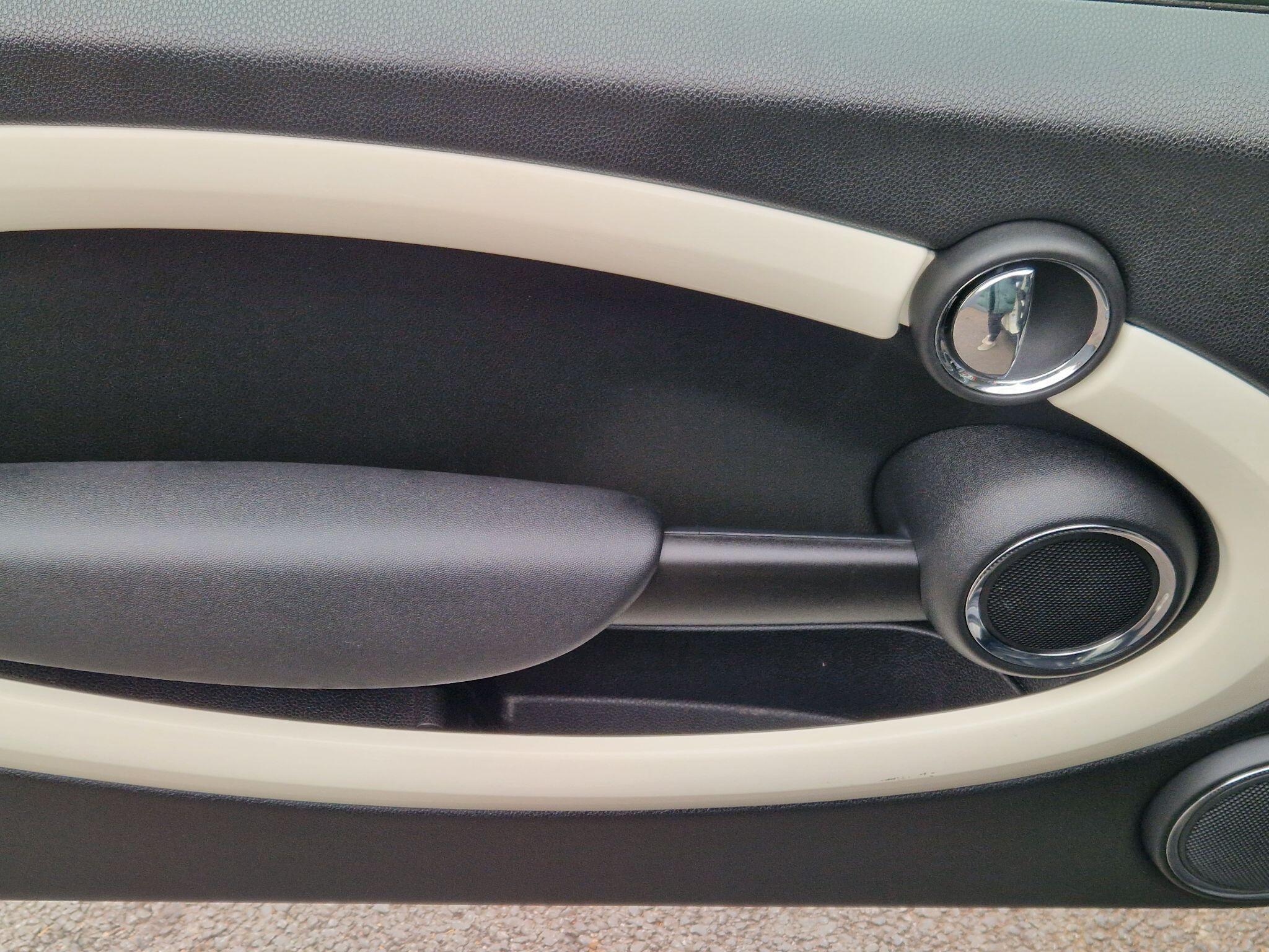 MINI Hatch - Image 36