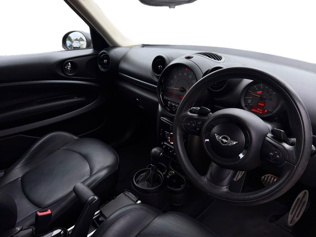 MINI Paceman - Image 19
