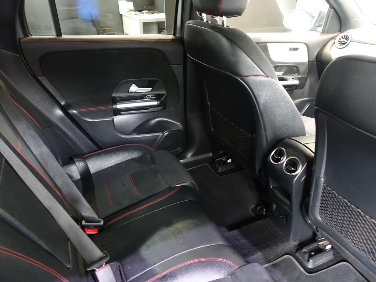 Mercedes-benz EQA - Image 15