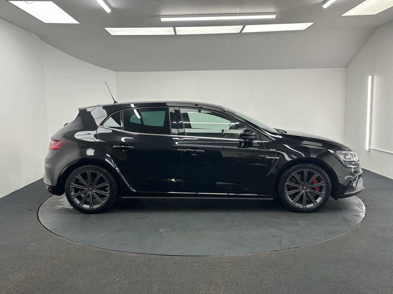 Renault Megane - Image 11