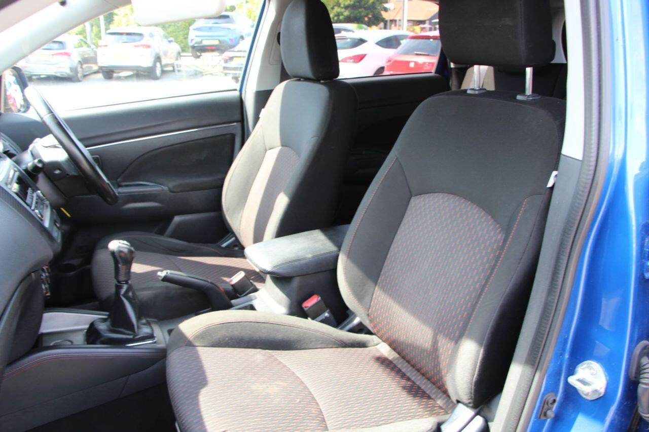 Mitsubishi ASX - Image 17