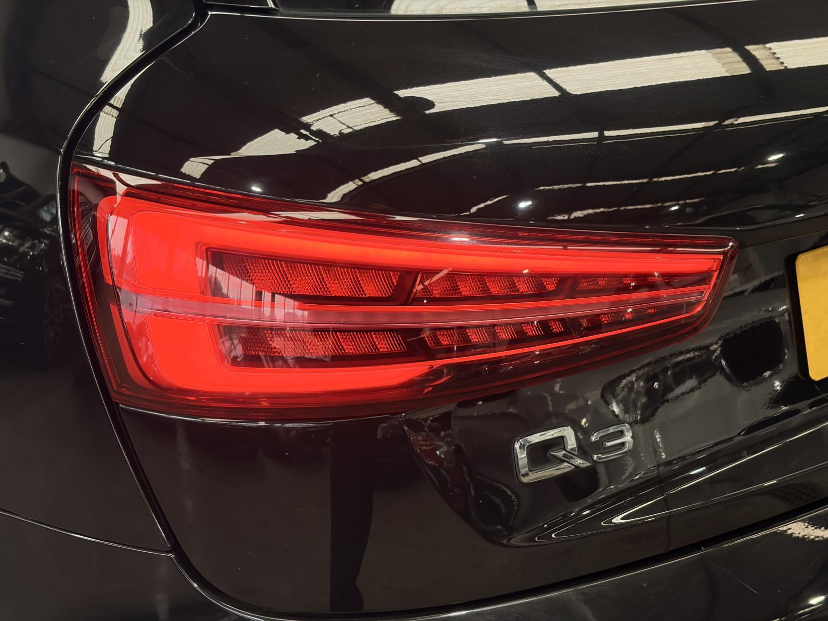 Audi Q3 - Image 12