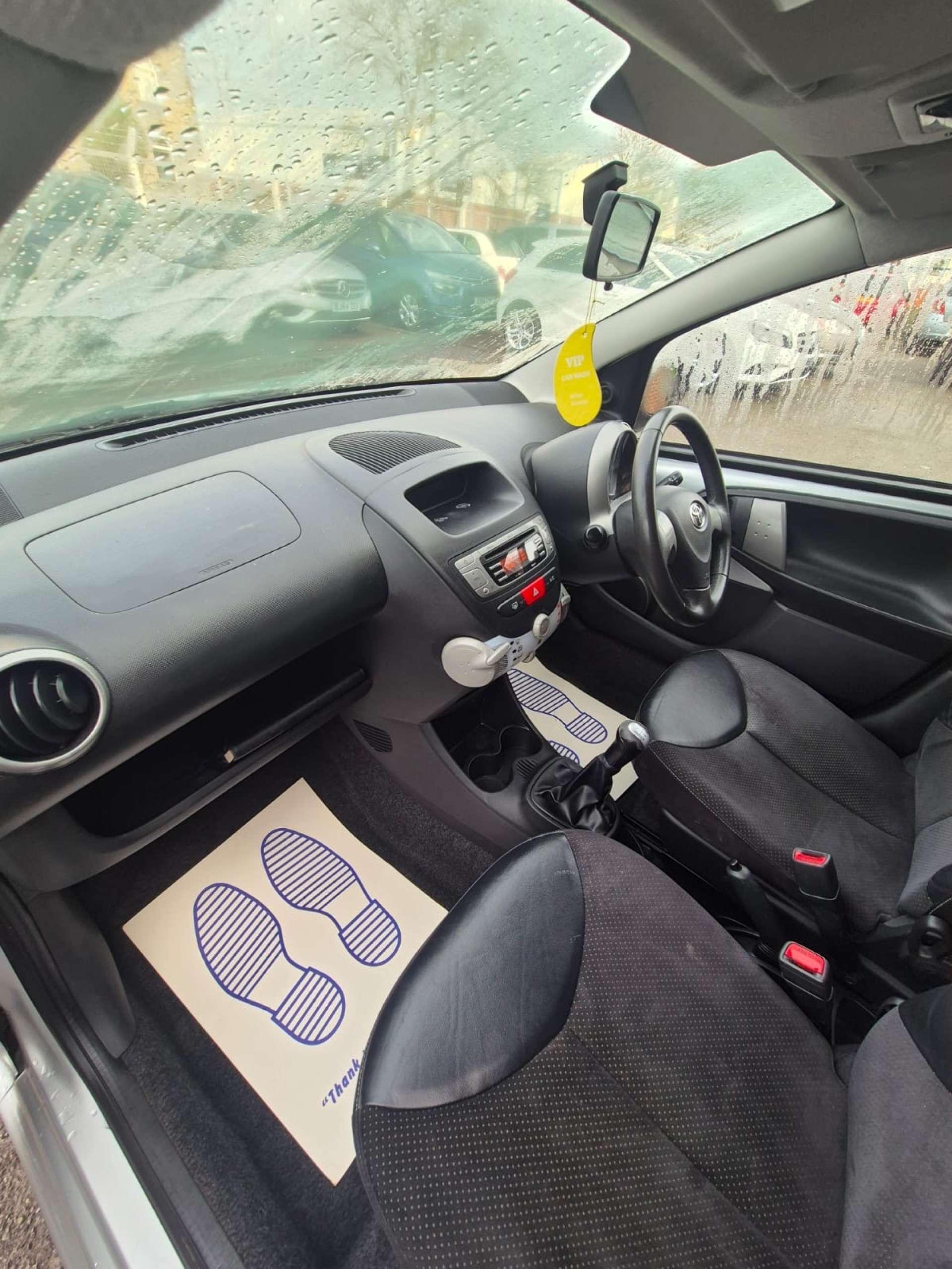 Toyota Aygo - Image 32