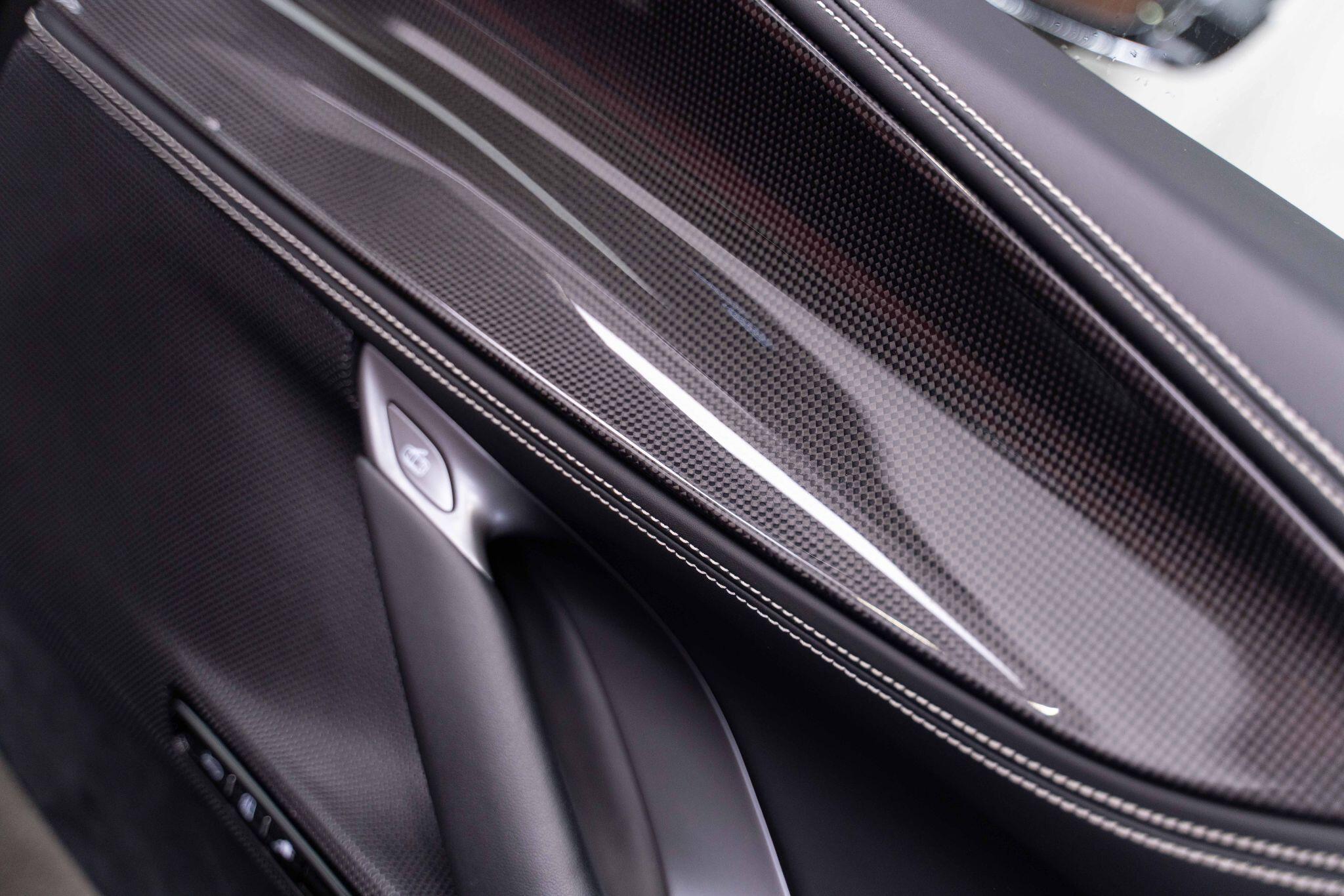 Ferrari SF90 Spider - Image 43