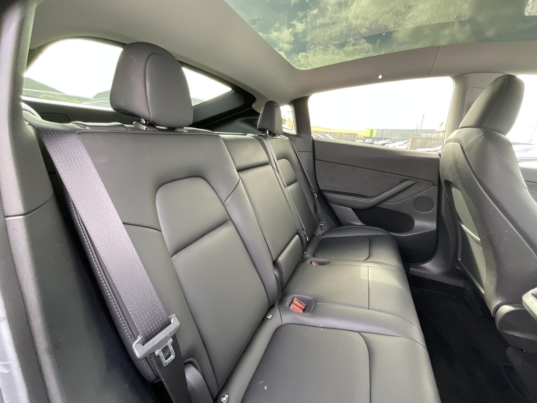 Tesla Model Y - Image 11