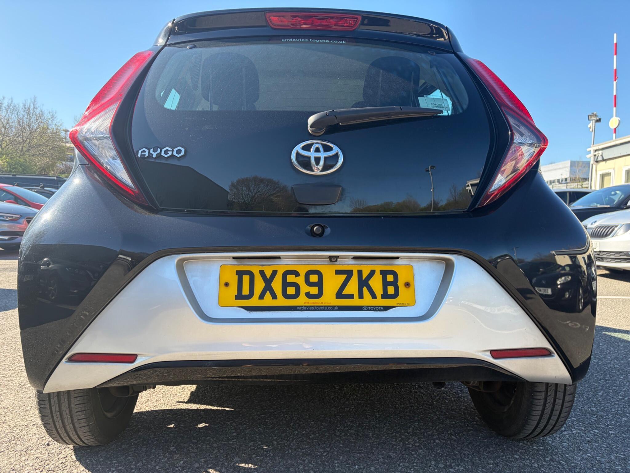 Toyota Aygo - Image 11
