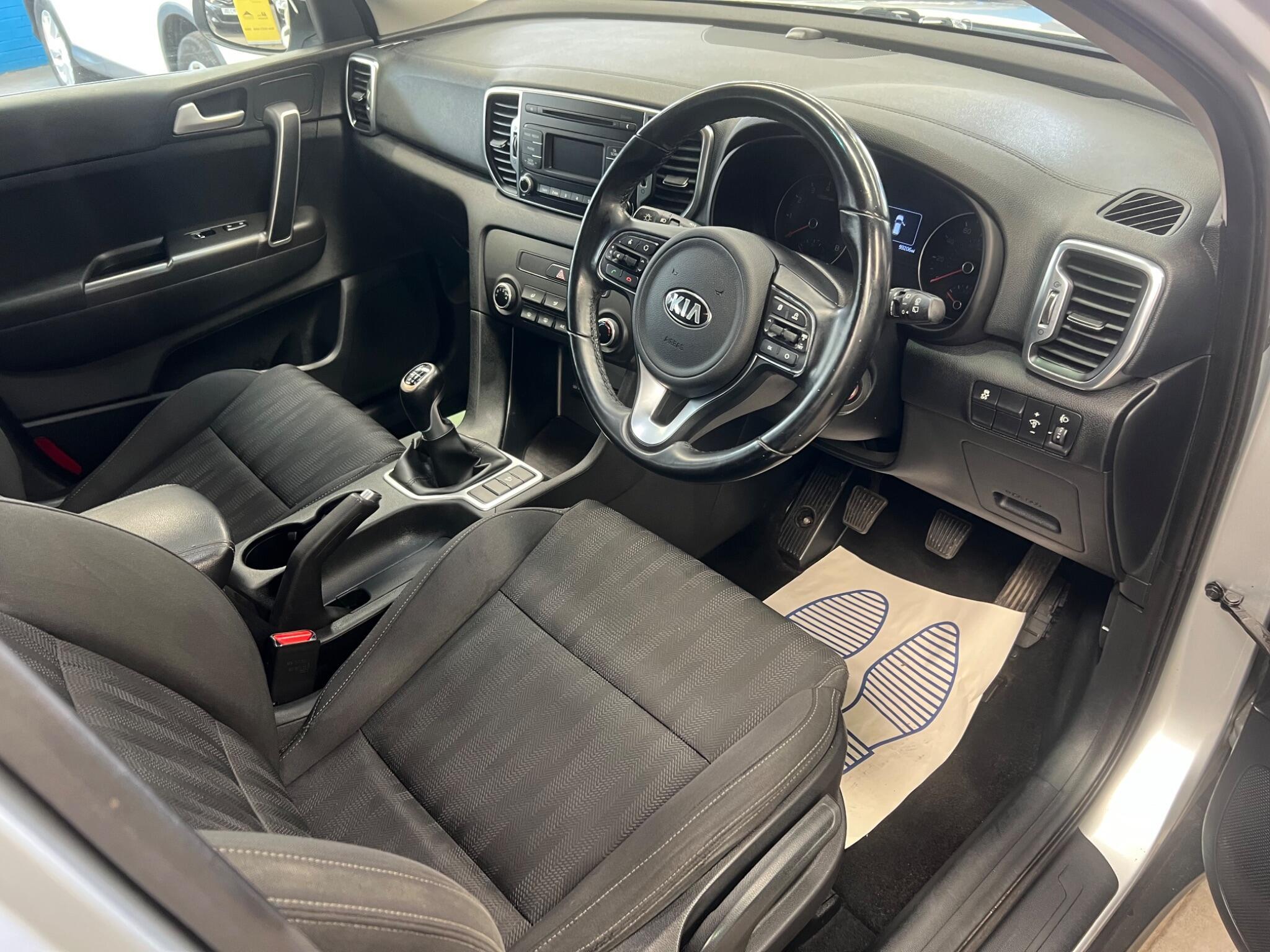 Kia Sportage - Image 12