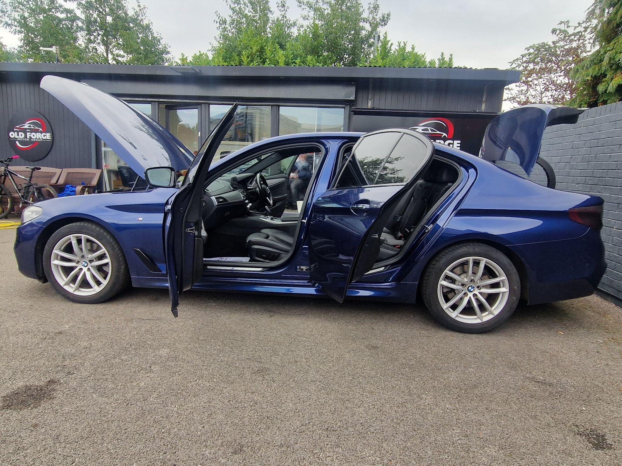 BMW 5 Series - Image 15