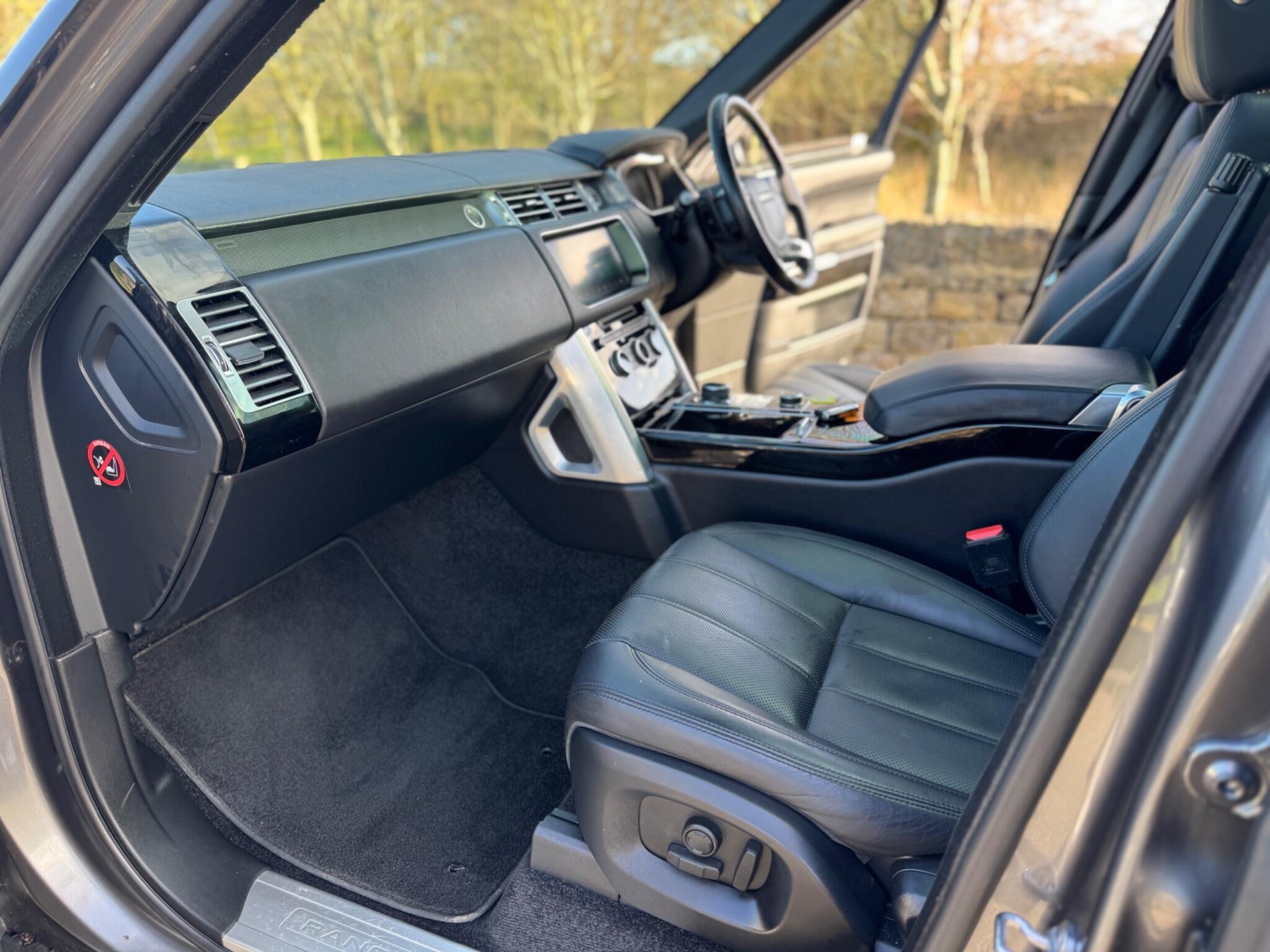 Land Rover Range Rover - Image 46