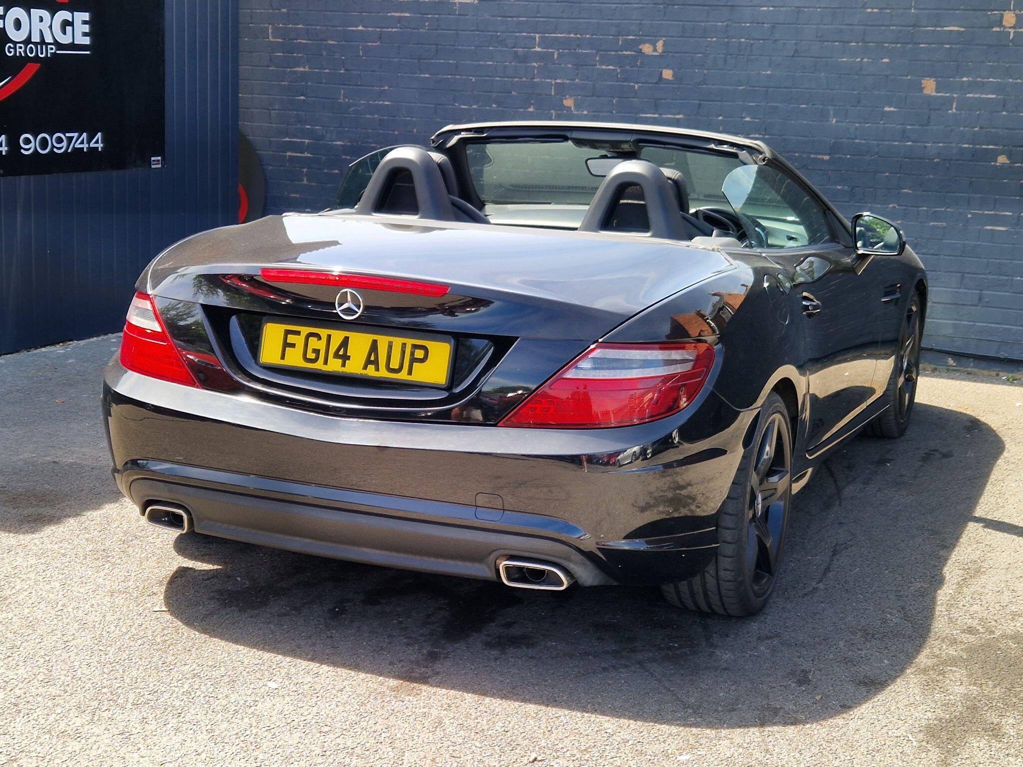 Mercedes SLK - Image 10