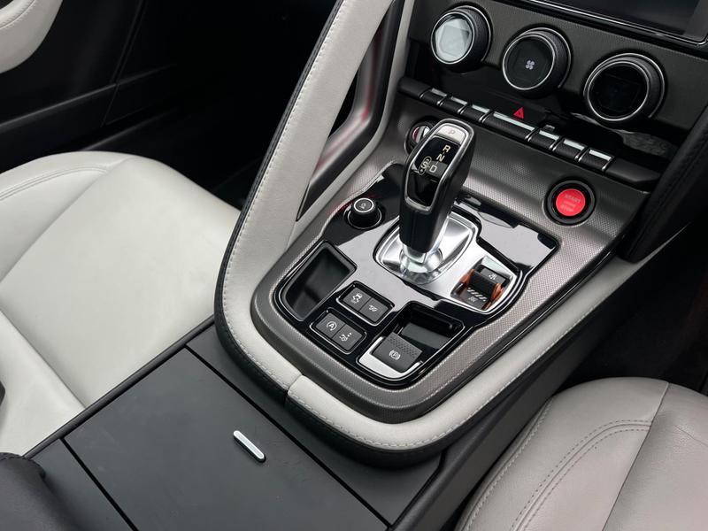 Jaguar FType - Image 11