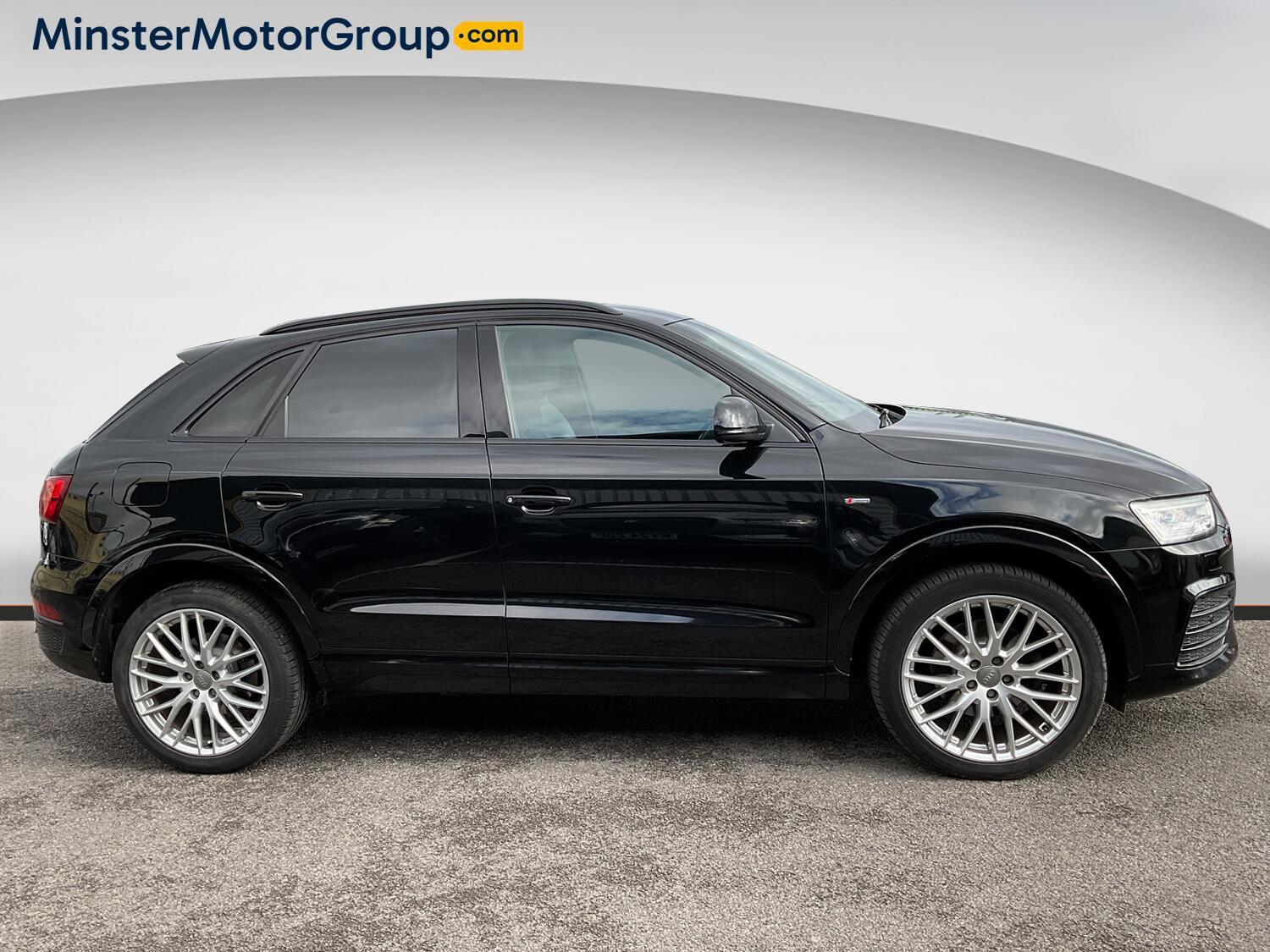 Audi Q3 - Image 2