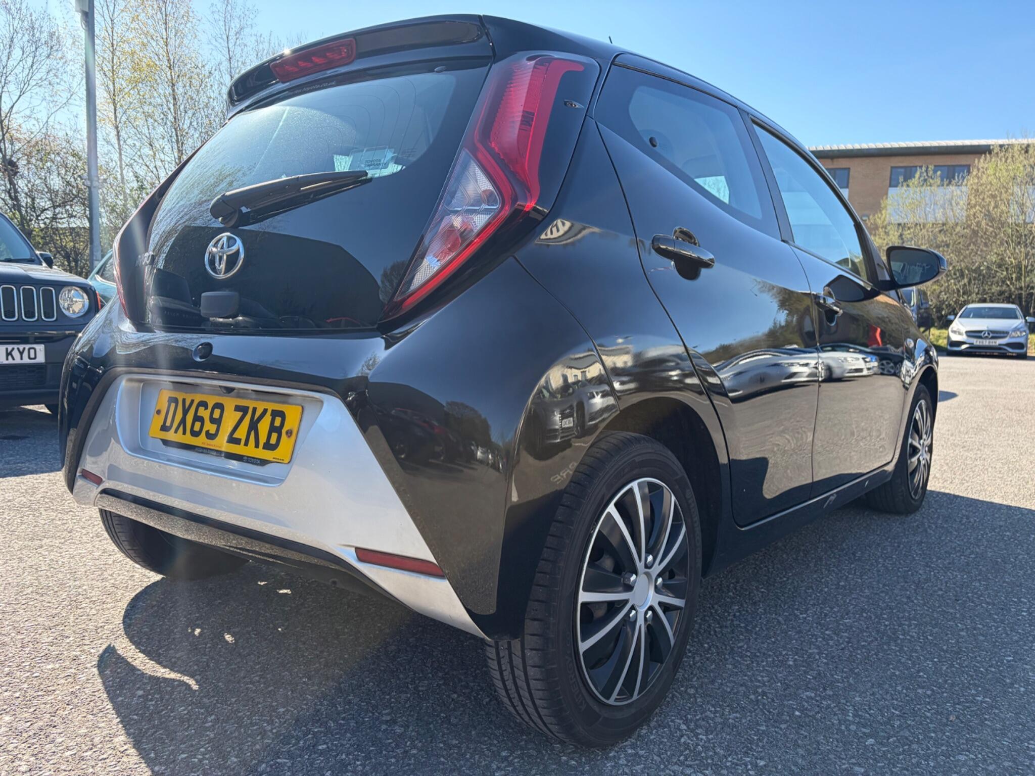 Toyota Aygo - Image 15