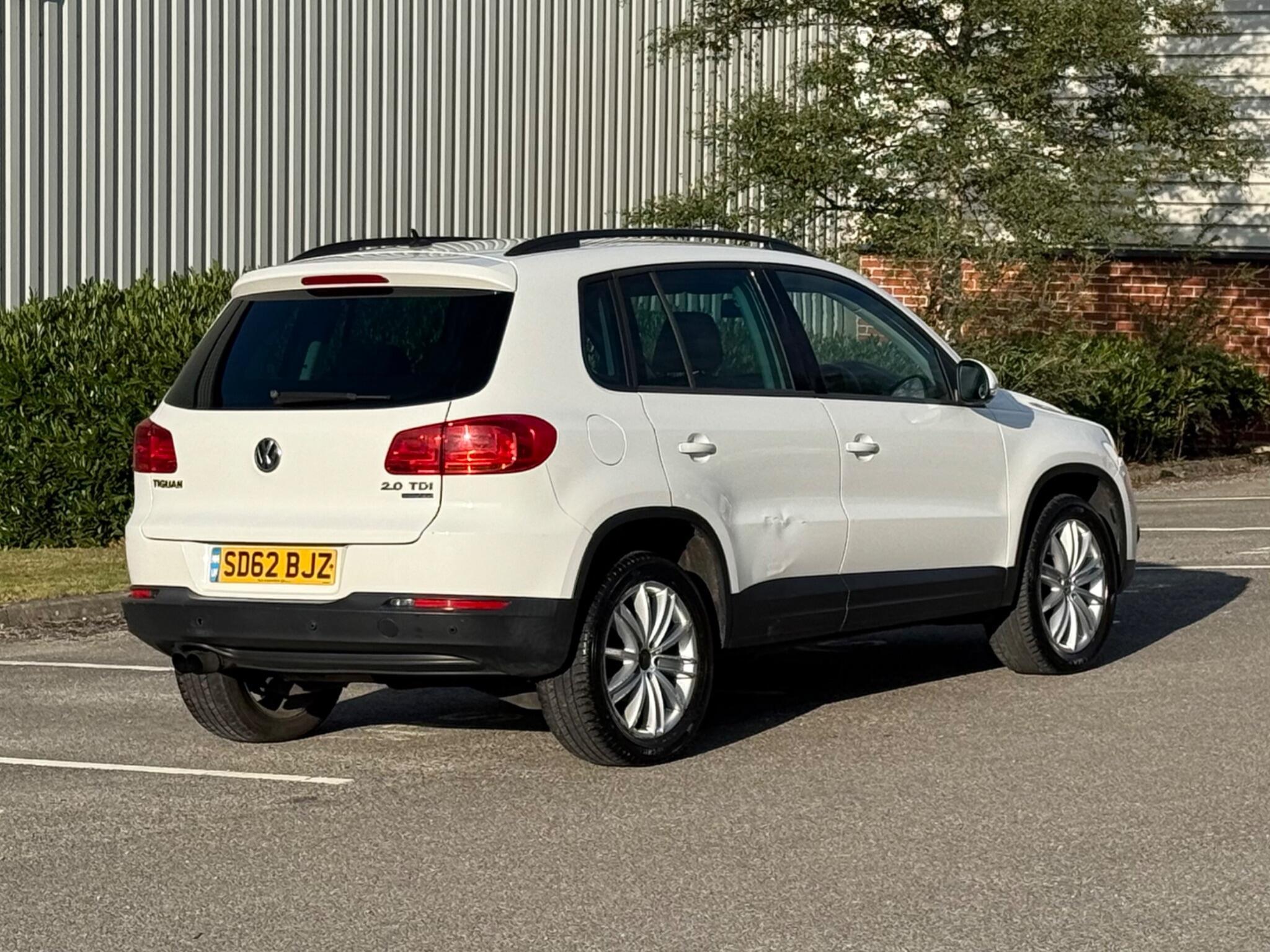 Volkswagen Tiguan - Image 13