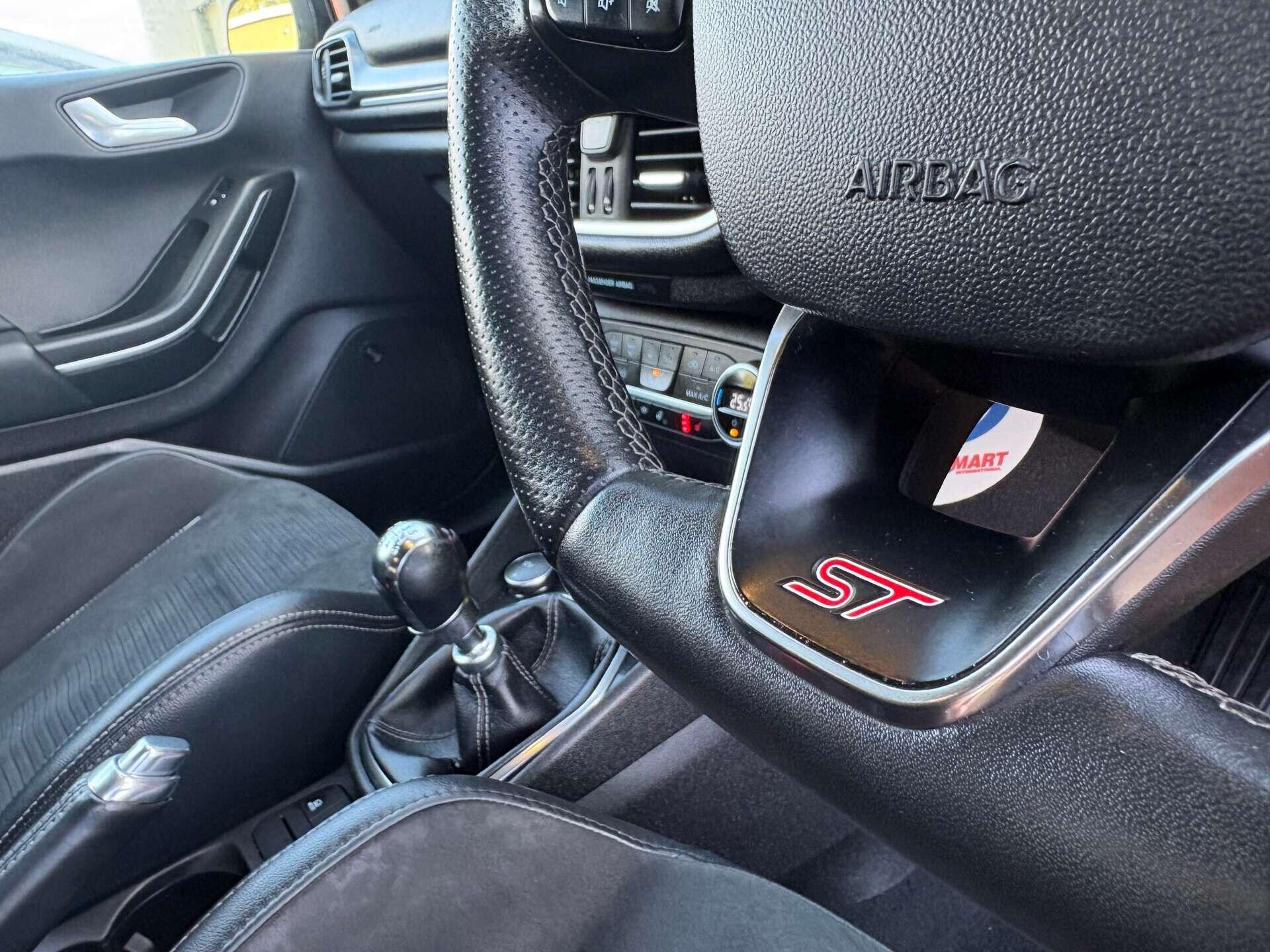 Ford Fiesta - Image 19