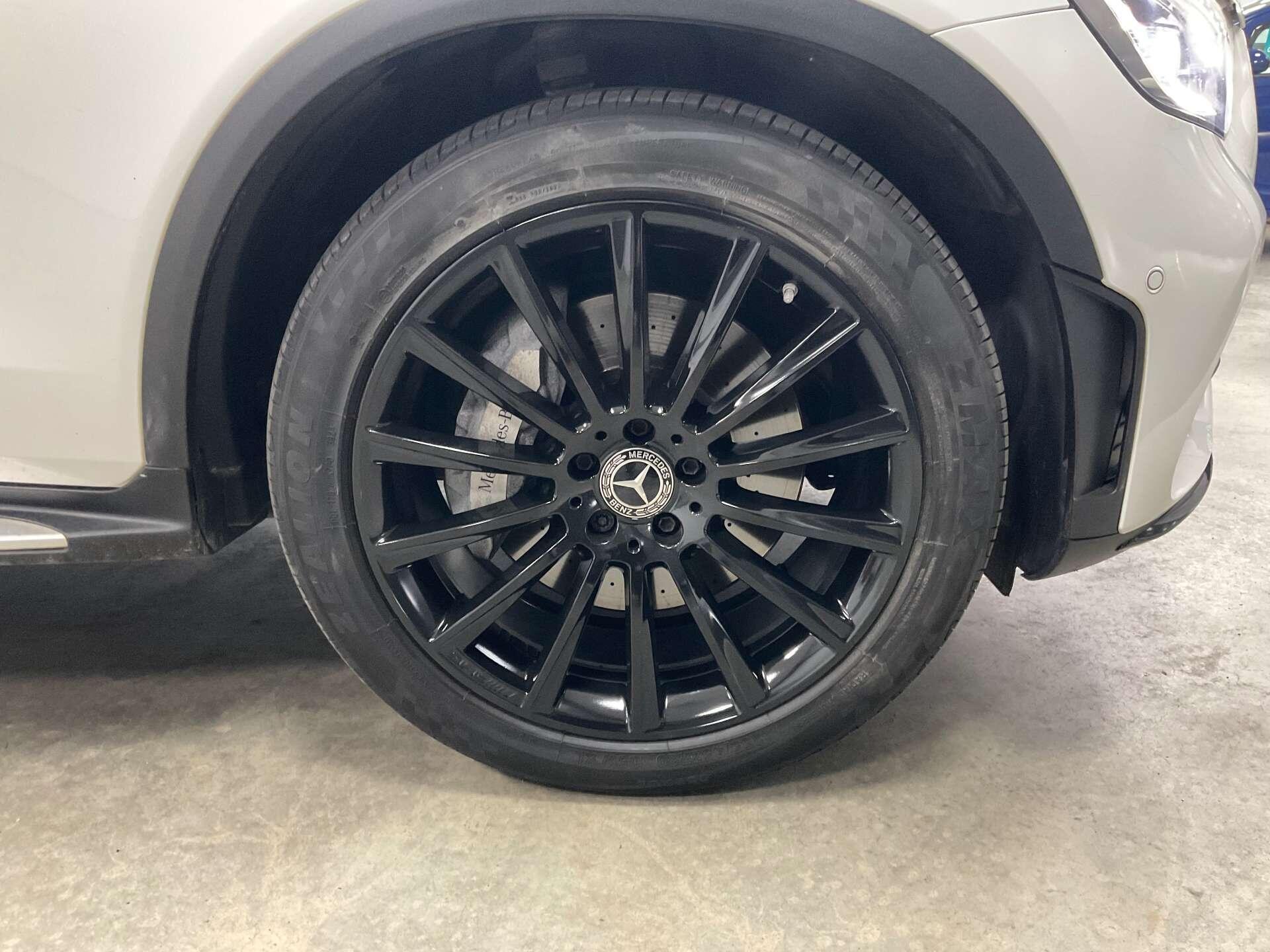 Mercedes GLC - Image 46