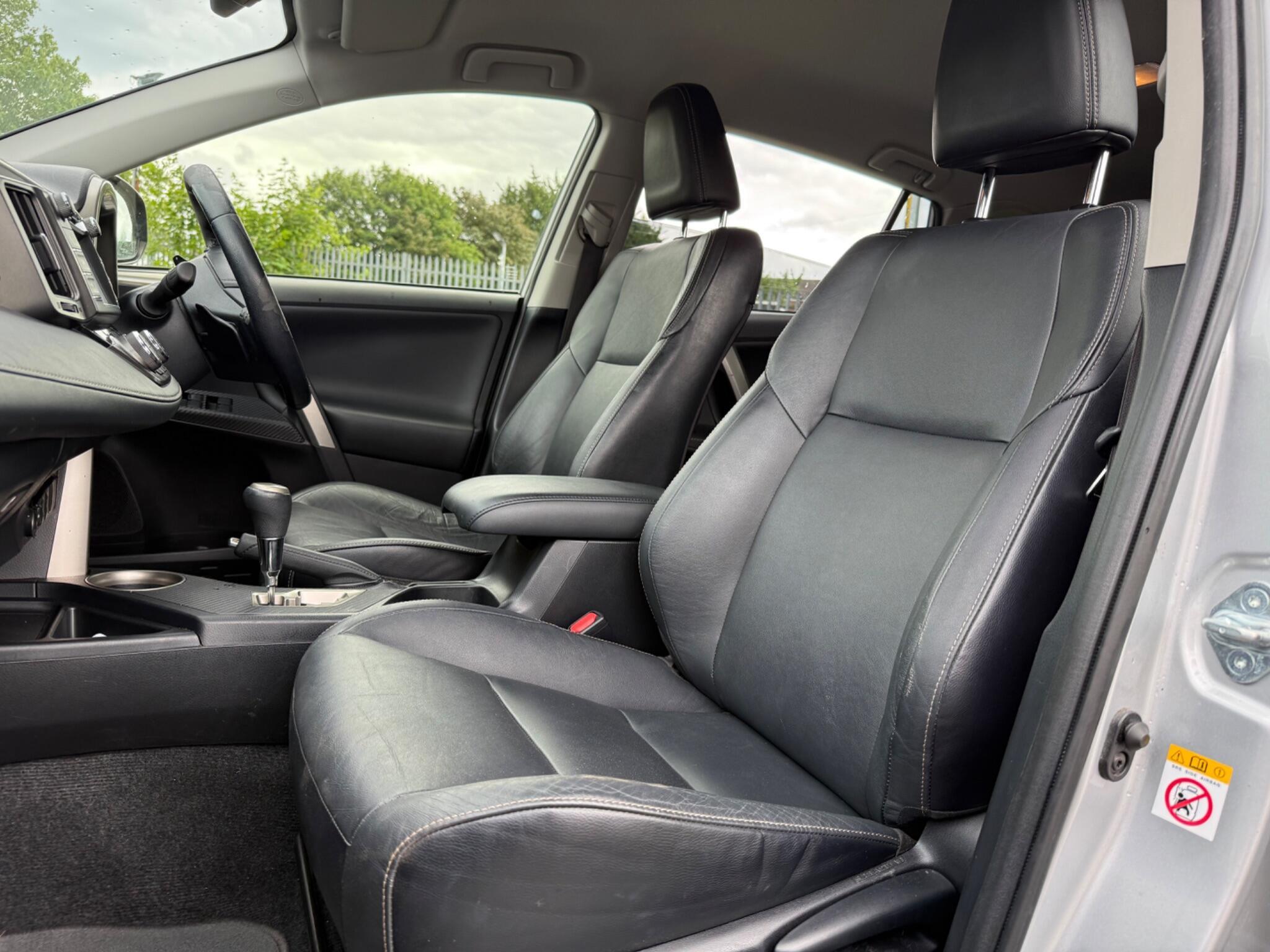 Toyota RAV4 - Image 15