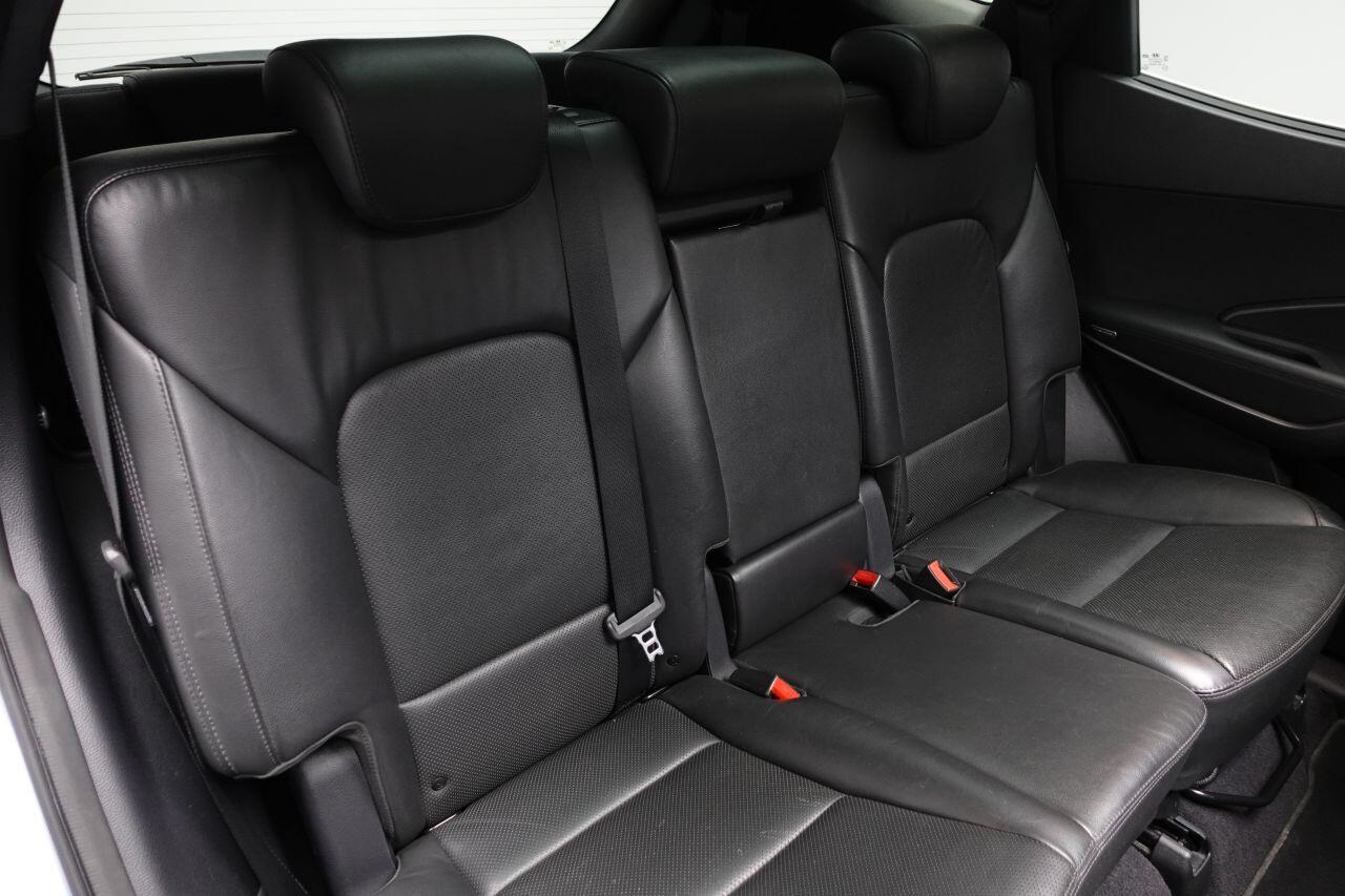 Hyundai Santa Fe - Image 20