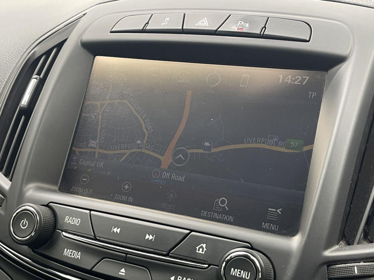 Vauxhall Insignia - Image 3