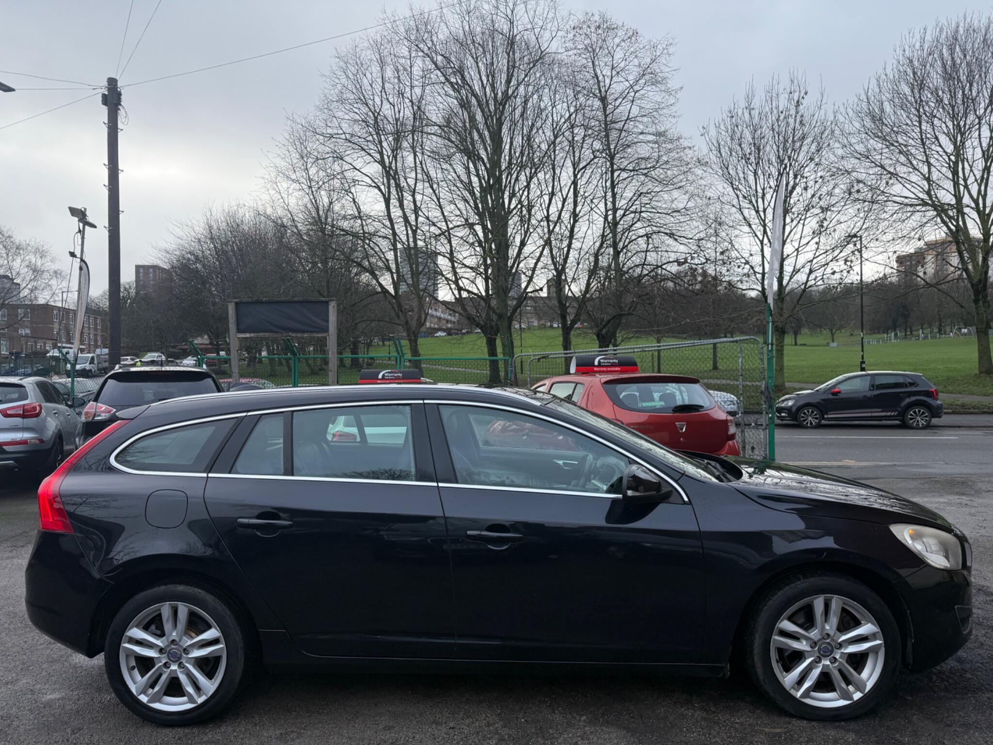 Volvo V60 - Image 10