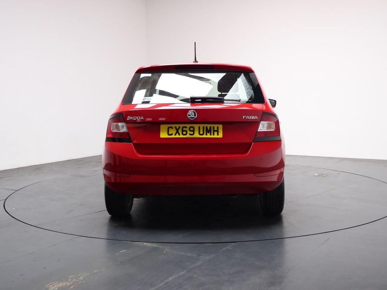 Skoda Fabia - Image 11