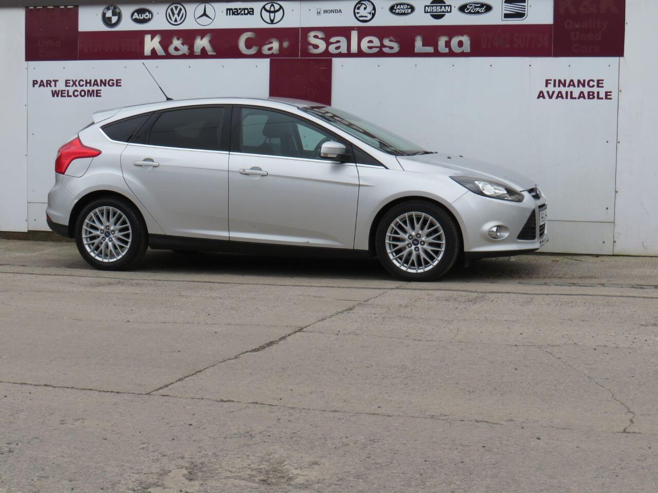 Ford Focus - Image 22