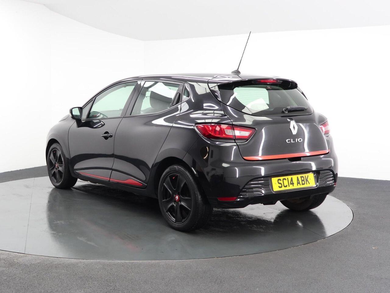 Renault Clio - Image 9