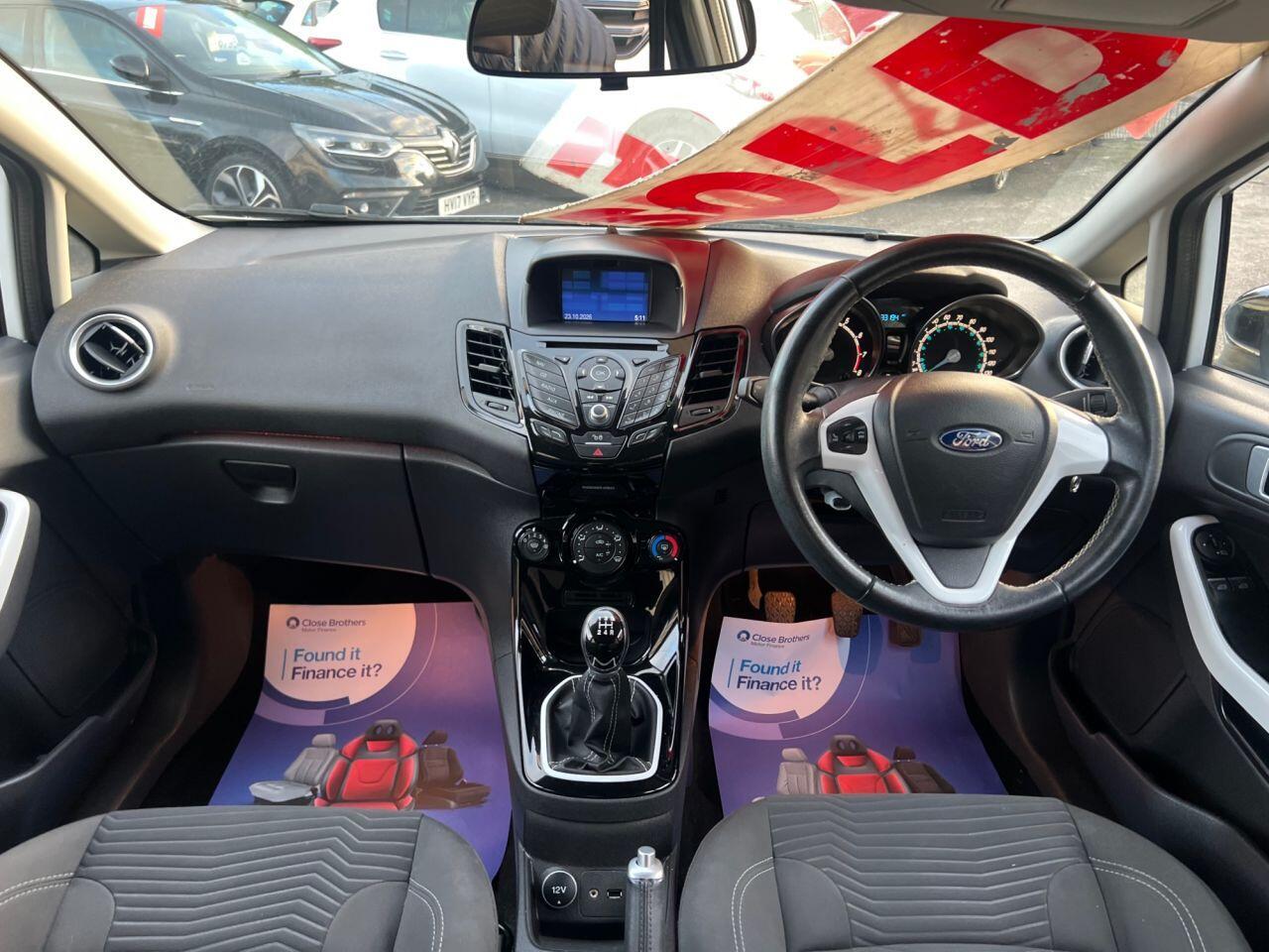 Ford Fiesta - Image 18