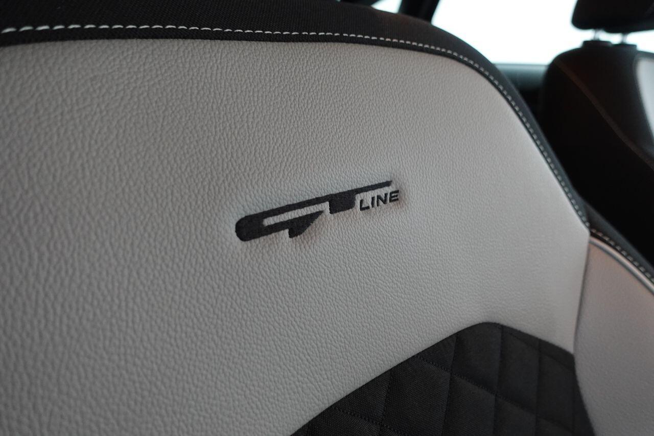 Kia ProCeed - Image 18