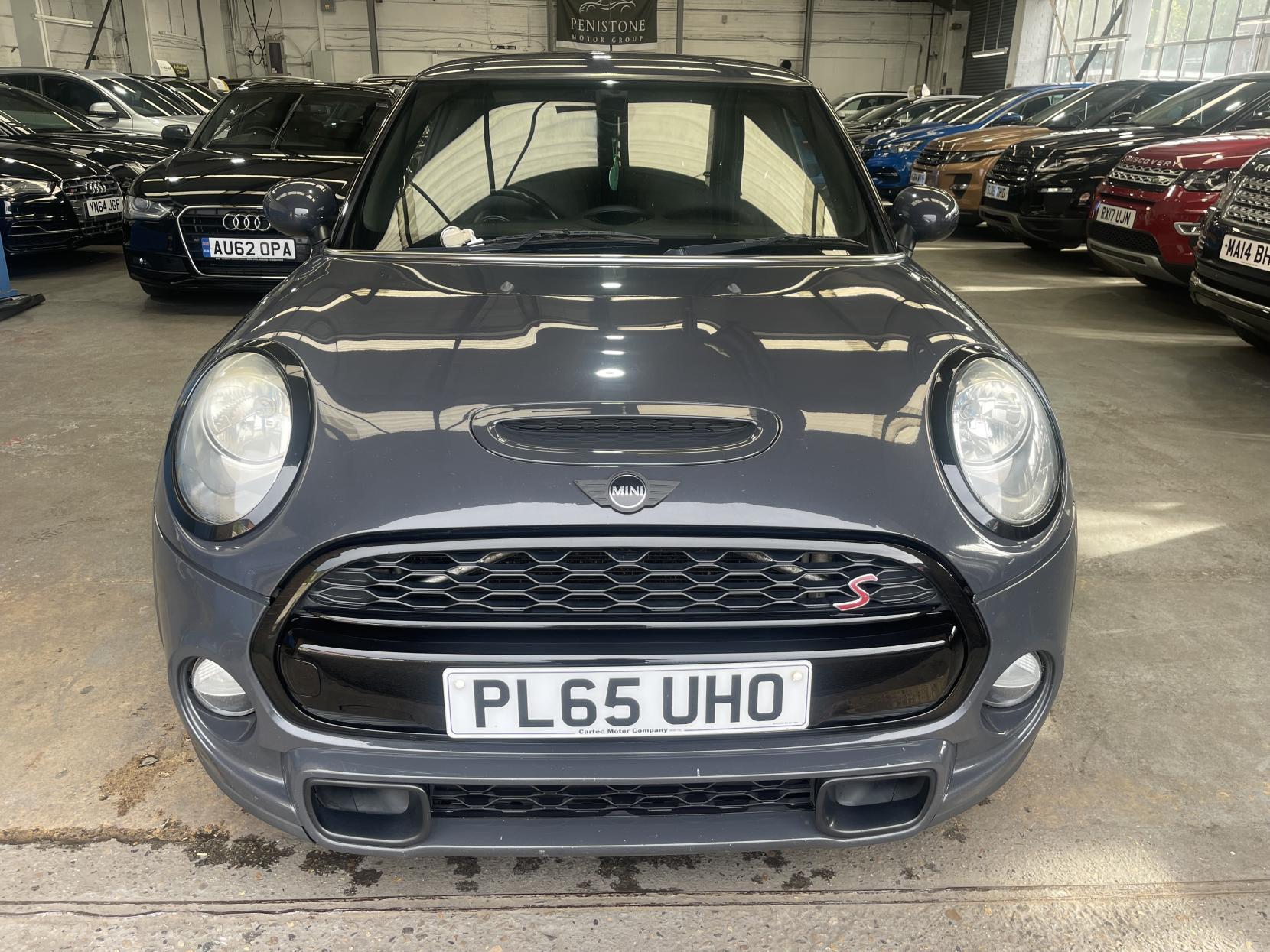 MINI Hatch - Image 3
