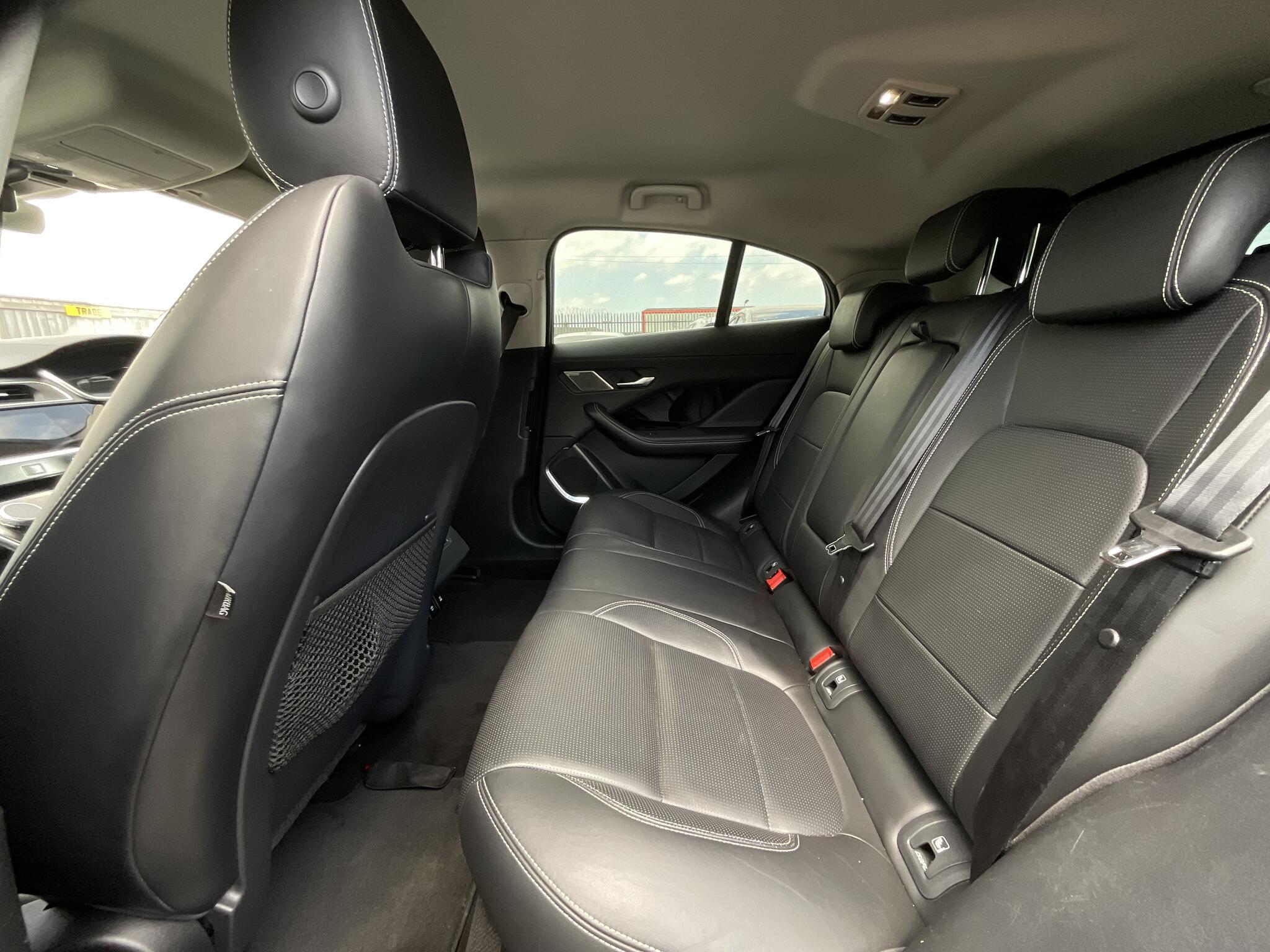 Jaguar I-Pace - Image 15