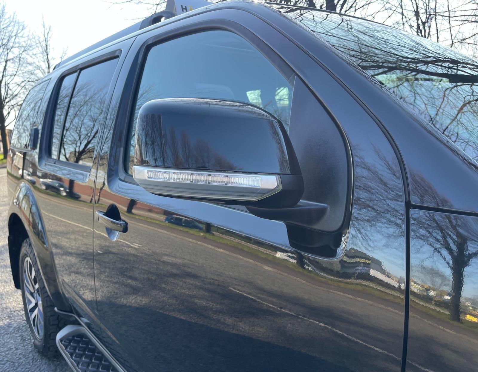 Nissan Pathfinder - Image 48