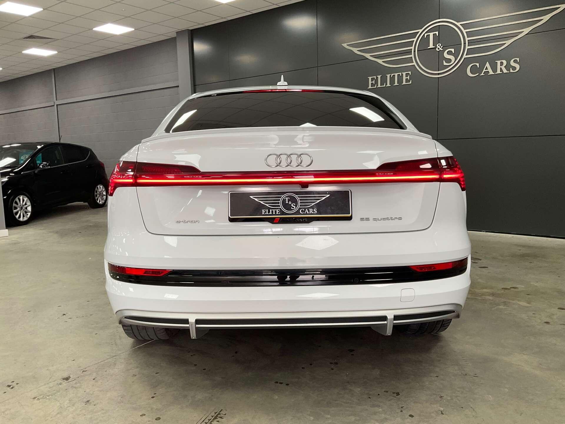 Audi E-Tron - Image 8