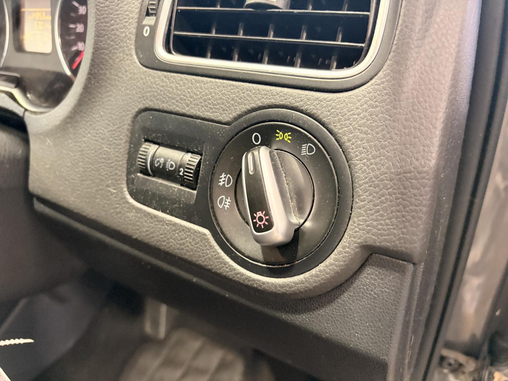 Volkswagen Polo - Image 17