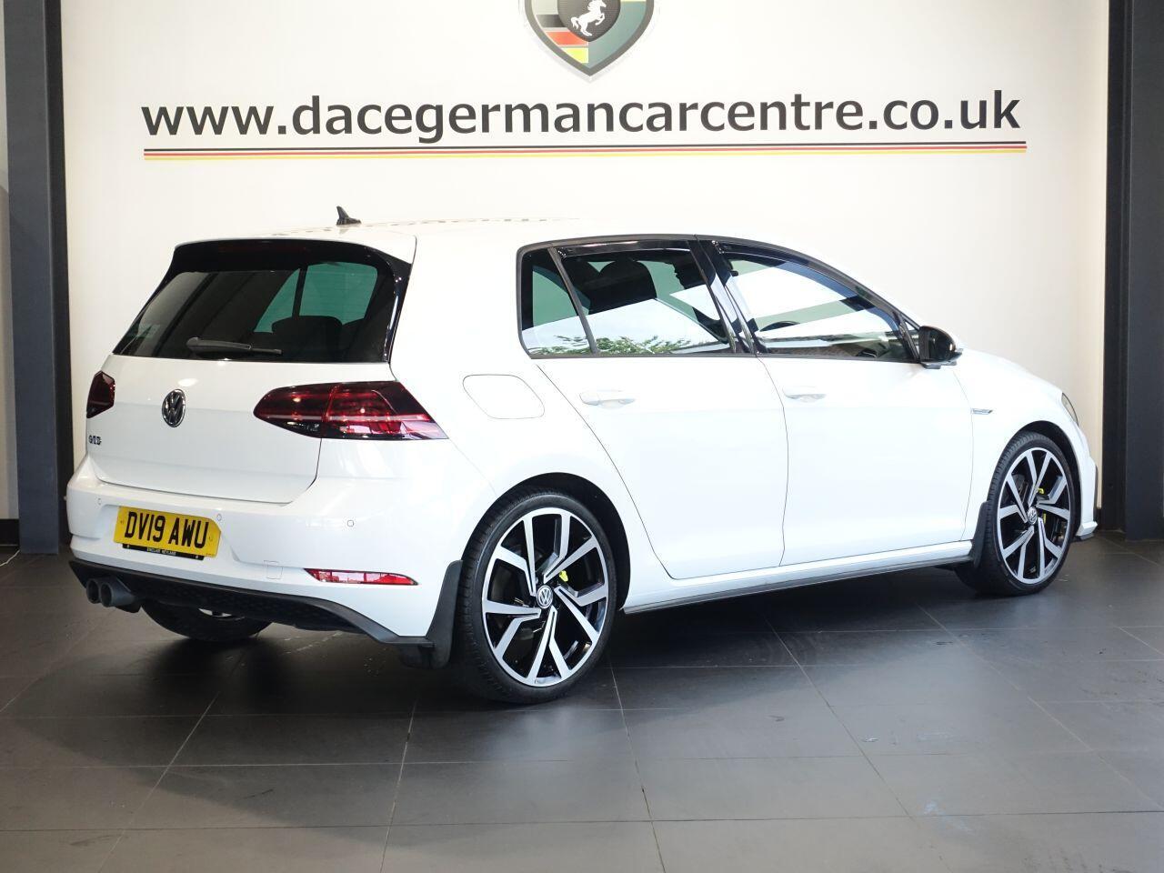 Volkswagen Golf - Image 6
