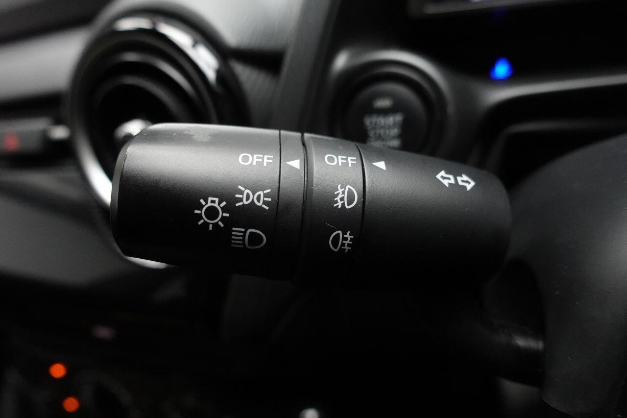 Mazda MAZDA2 - Image 36