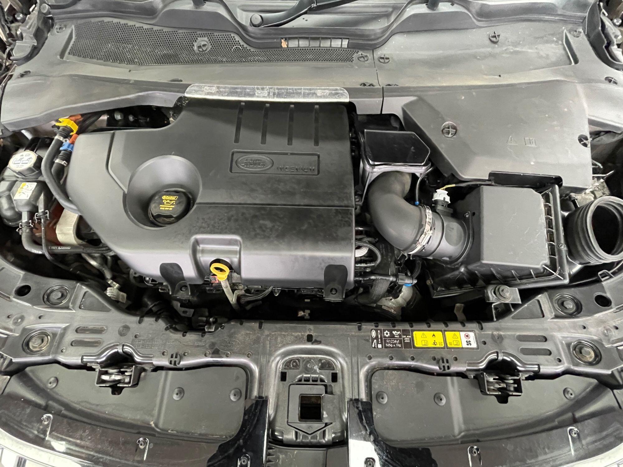 Land Rover Range Rover Evoque - Image 18