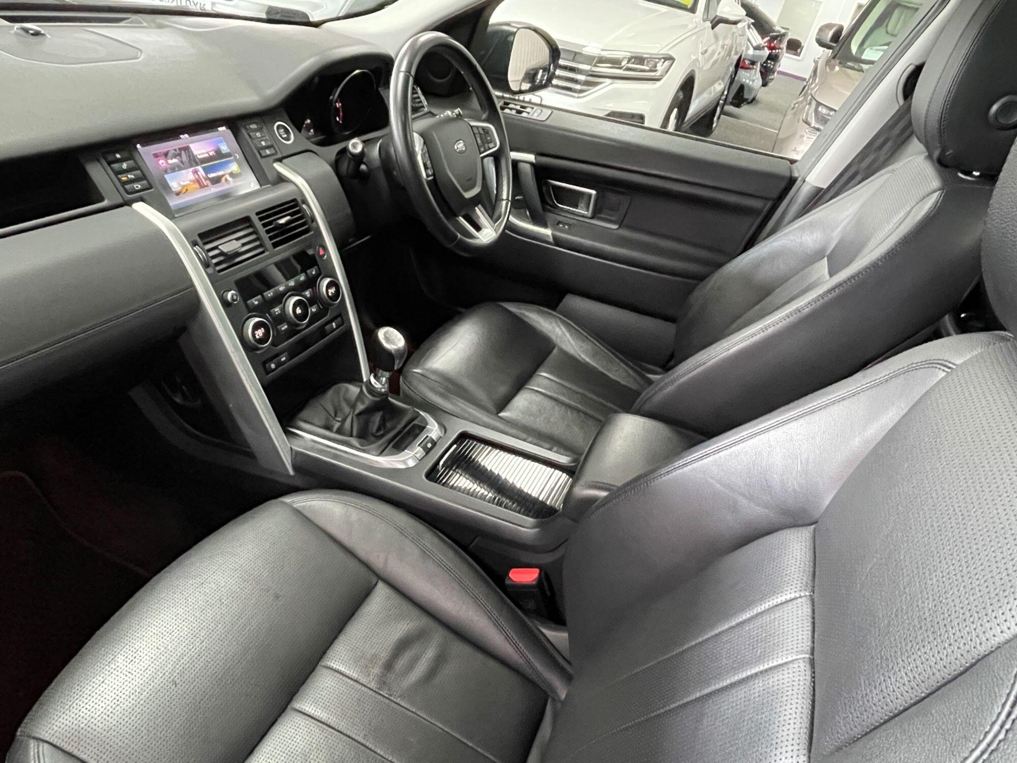 Land Rover DISCOVERY SPORT - Image 32